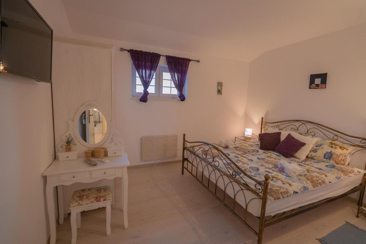 Villa Oasis Кострена Екстериор снимка